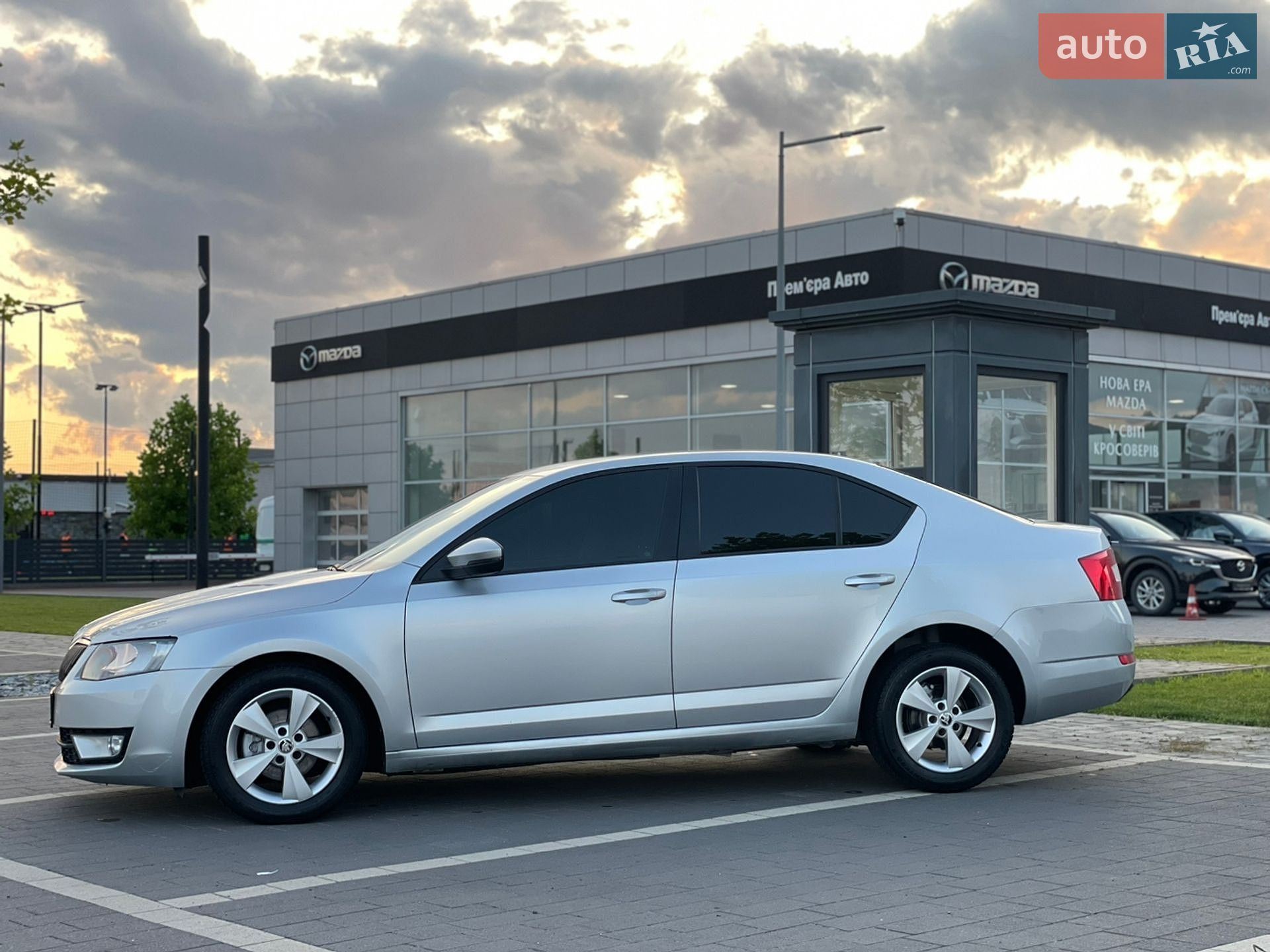 Skoda Octavia 2015 VIN TMBAG7NEXG0023695 фото оголошення 3 з 40