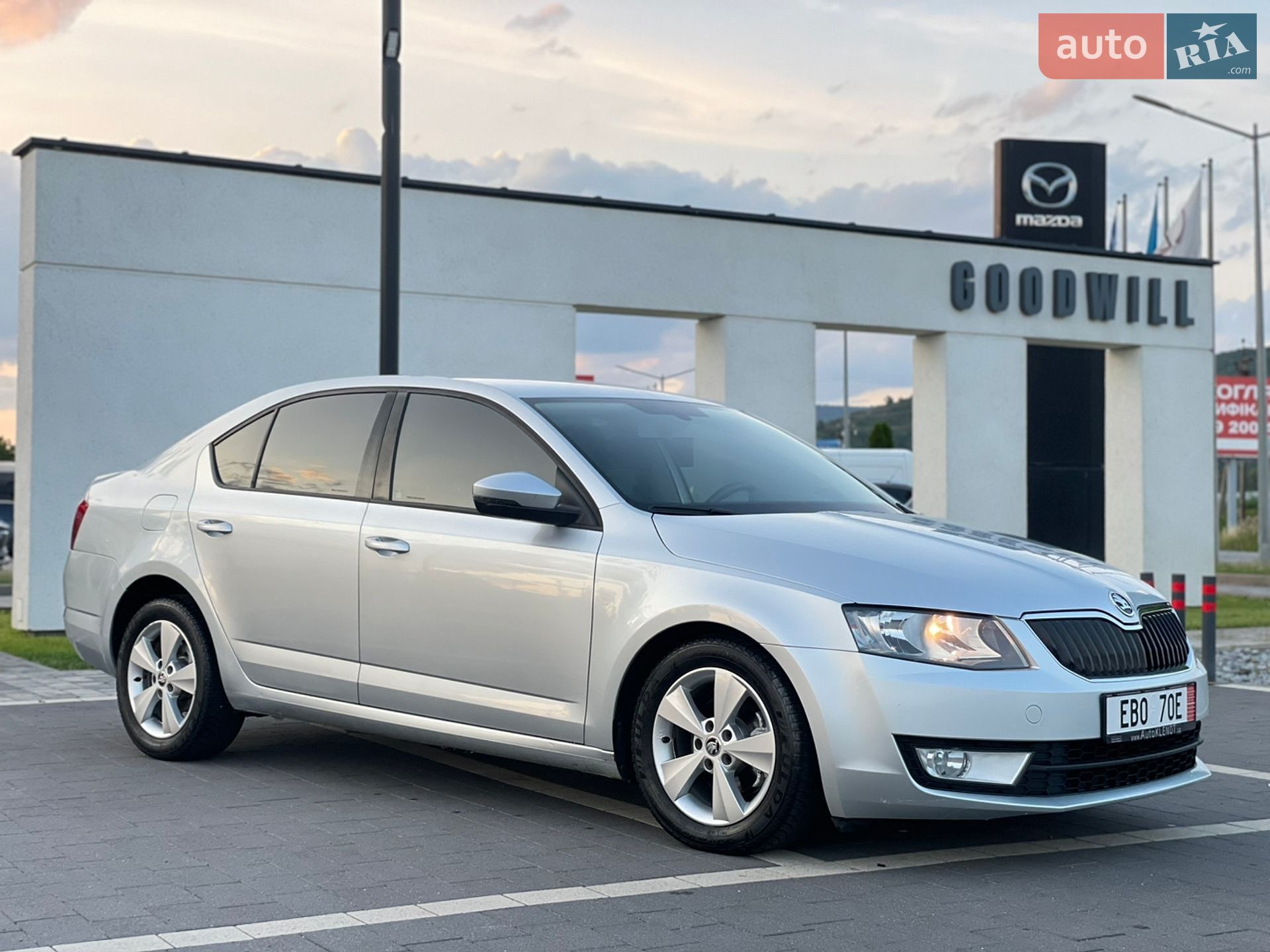 Skoda Octavia 2015 VIN TMBAG7NEXG0023695 фото оголошення 9 з 40