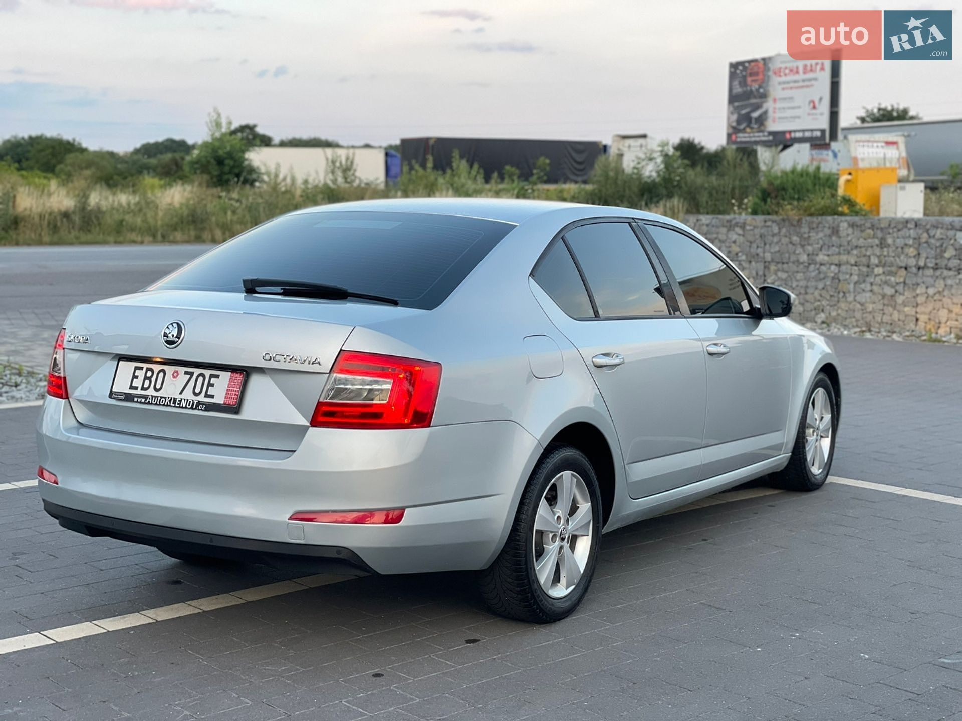 Skoda Octavia 2015 VIN TMBAG7NEXG0023695 фото оголошення 13 з 40
