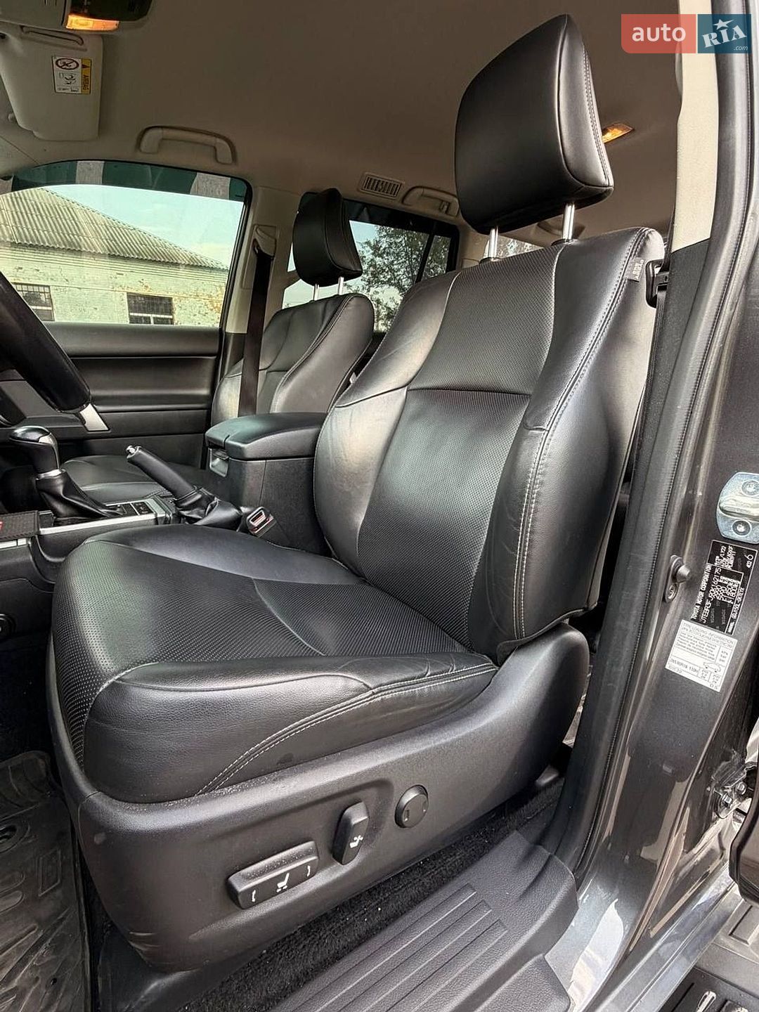 Toyota Land Cruiser Prado 2020 VIN JTEBR3FJ90K162175 фото оголошення 9 з 21