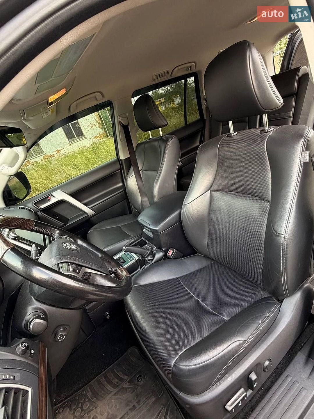 Toyota Land Cruiser Prado 2020 VIN JTEBR3FJ90K162175 фото оголошення 10 з 21