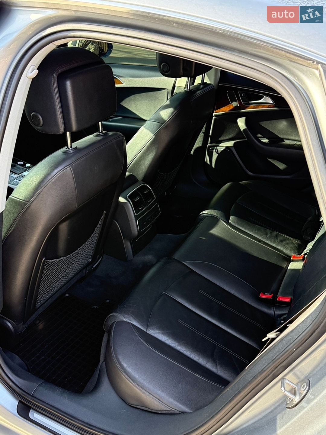 Audi A6 2013 VIN WAUFGAFC8EN023210 фото оголошення 12 з 14