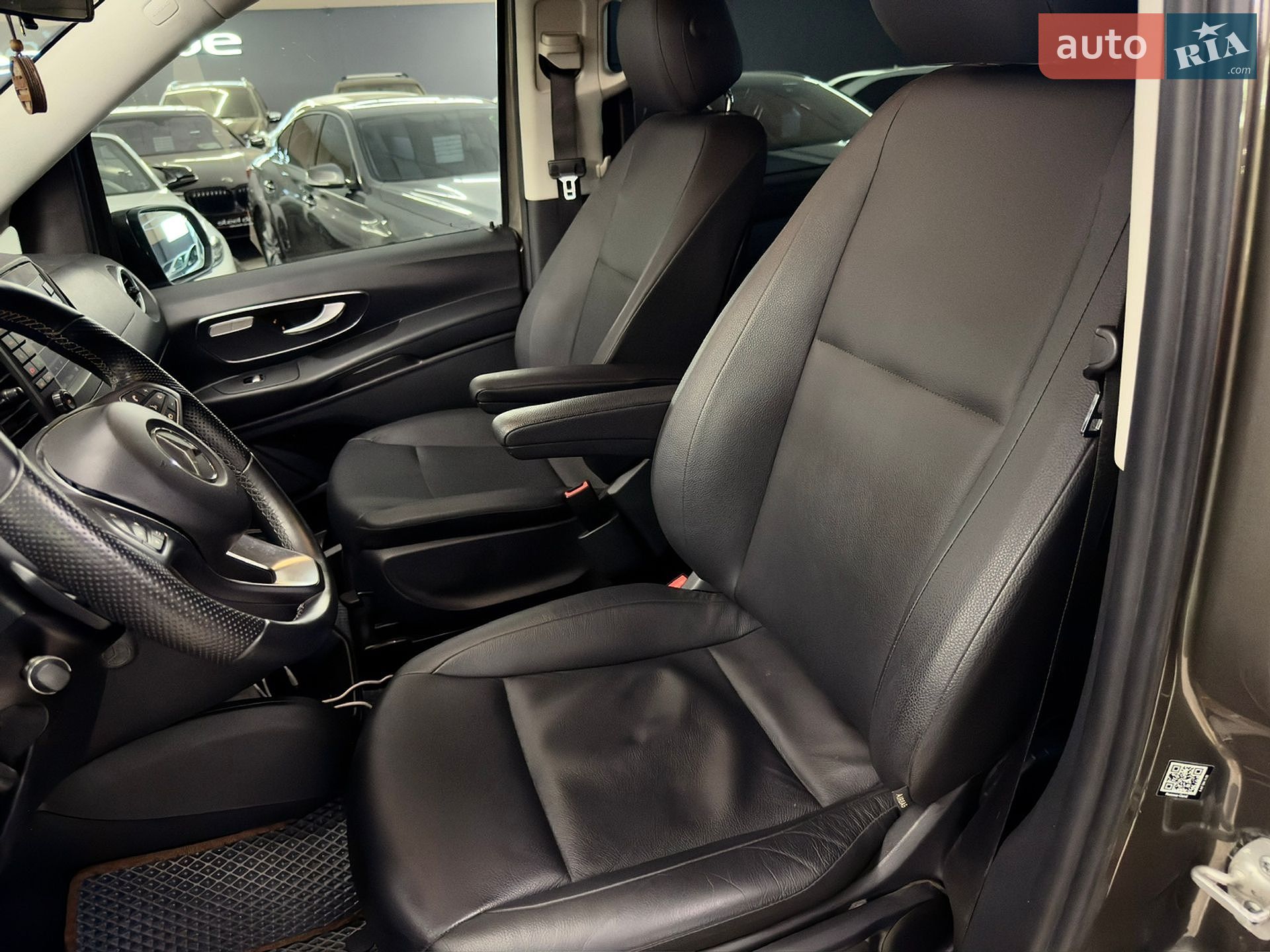 Mercedes-Benz Metris 2017 VIN WD4PG2EEXH3295568 фото оголошення 13 з 22