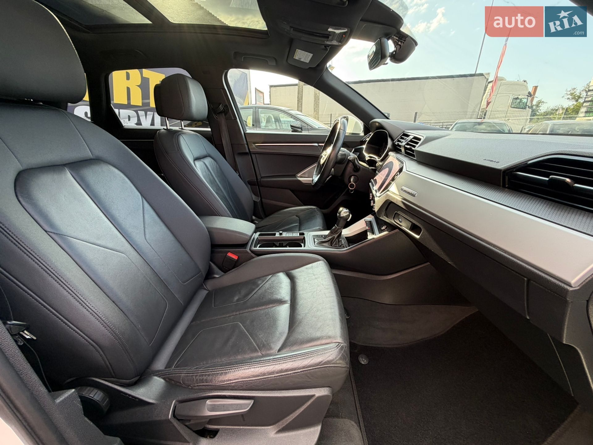 Audi Q3 2020 VIN WA1AECF32L1029498 фото оголошення 21 з 32
