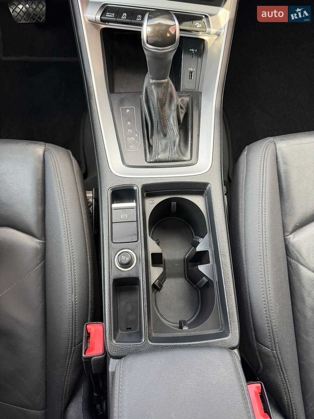 Audi Q3 2020 VIN WA1AECF32L1029498 фото оголошення 25 з 32