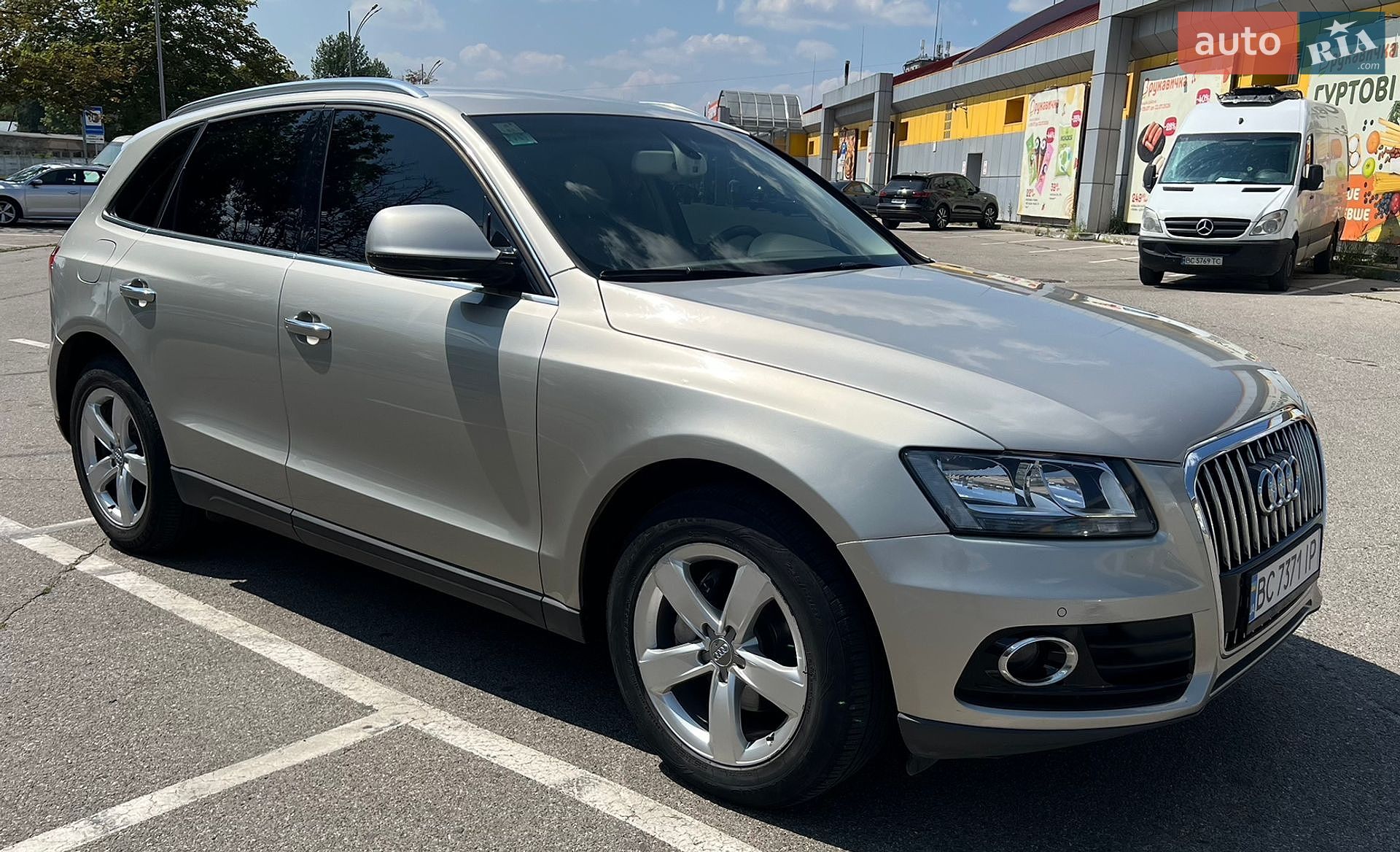 Audi Q5 2015 VIN WAUZZZ8R1GA058026 фото оголошення 3 з 8