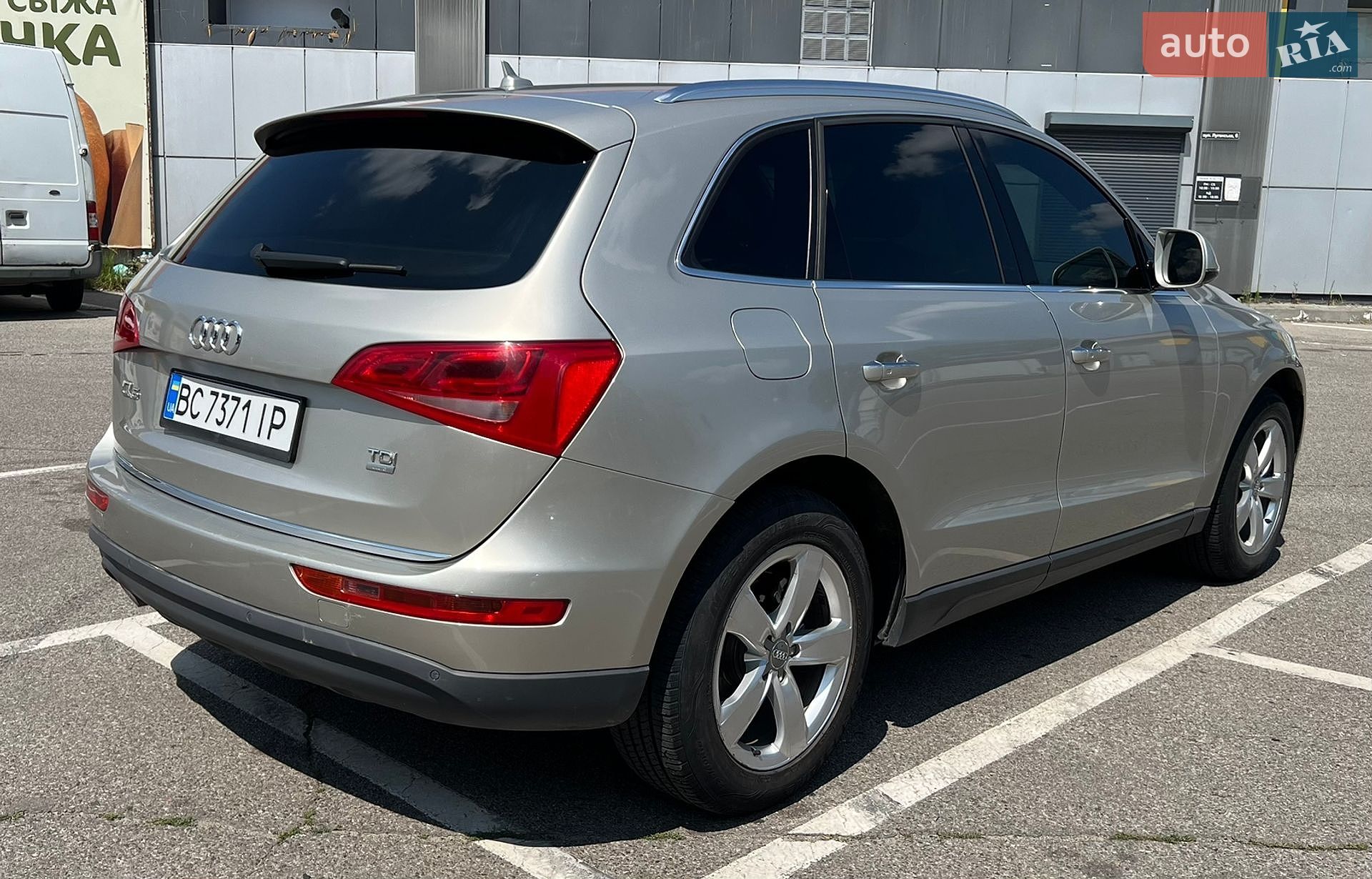 Audi Q5 2015 VIN WAUZZZ8R1GA058026 фото оголошення 4 з 8