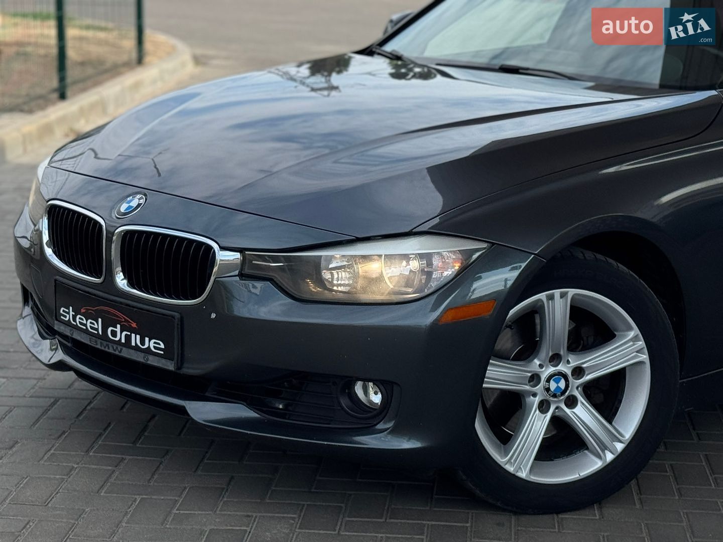 BMW 3 Series 2014 VIN WBA3A5G55ENN66283 фото оголошення 3 з 18