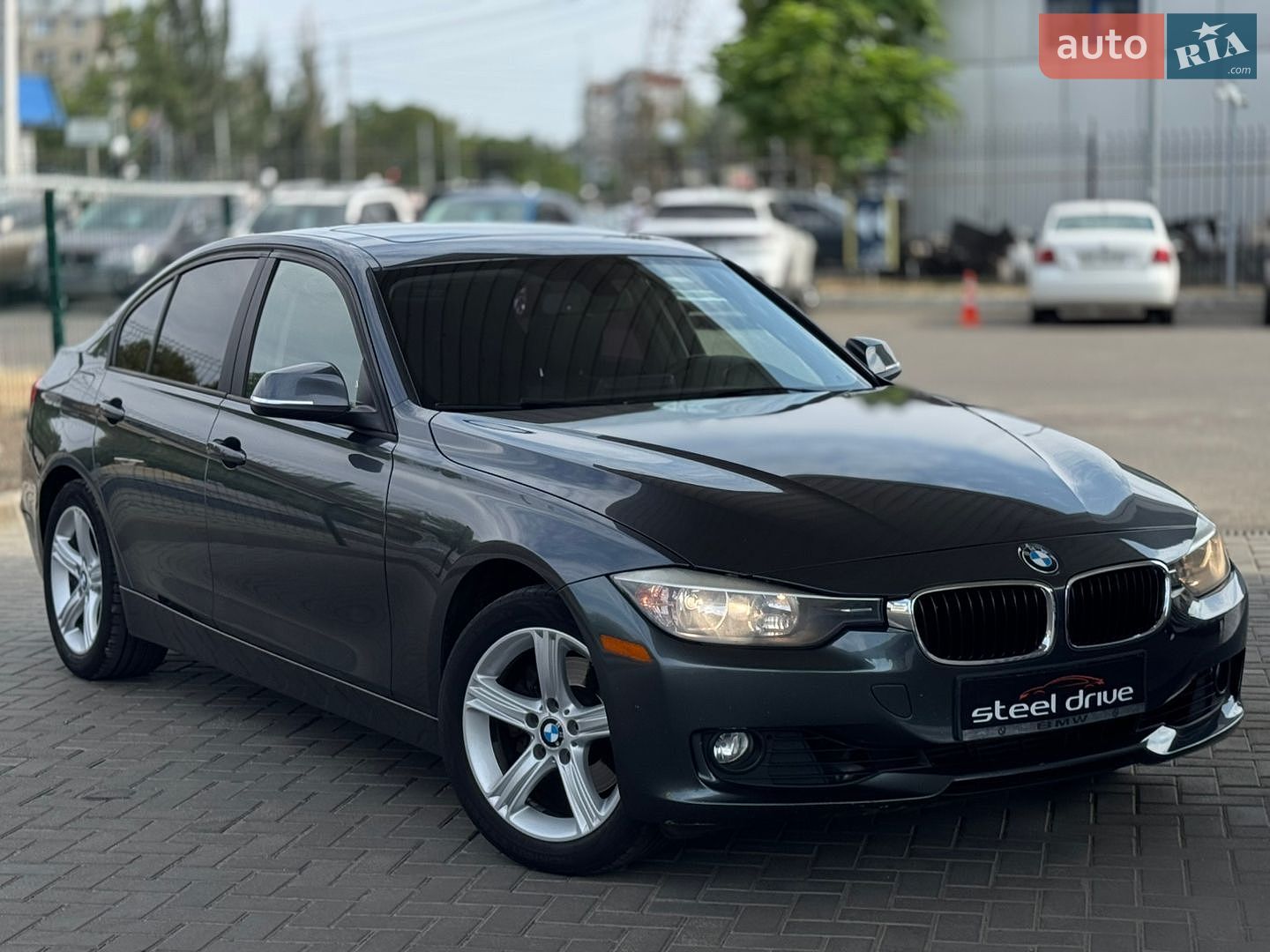 BMW 3 Series 2014 VIN WBA3A5G55ENN66283 фото оголошення 5 з 18