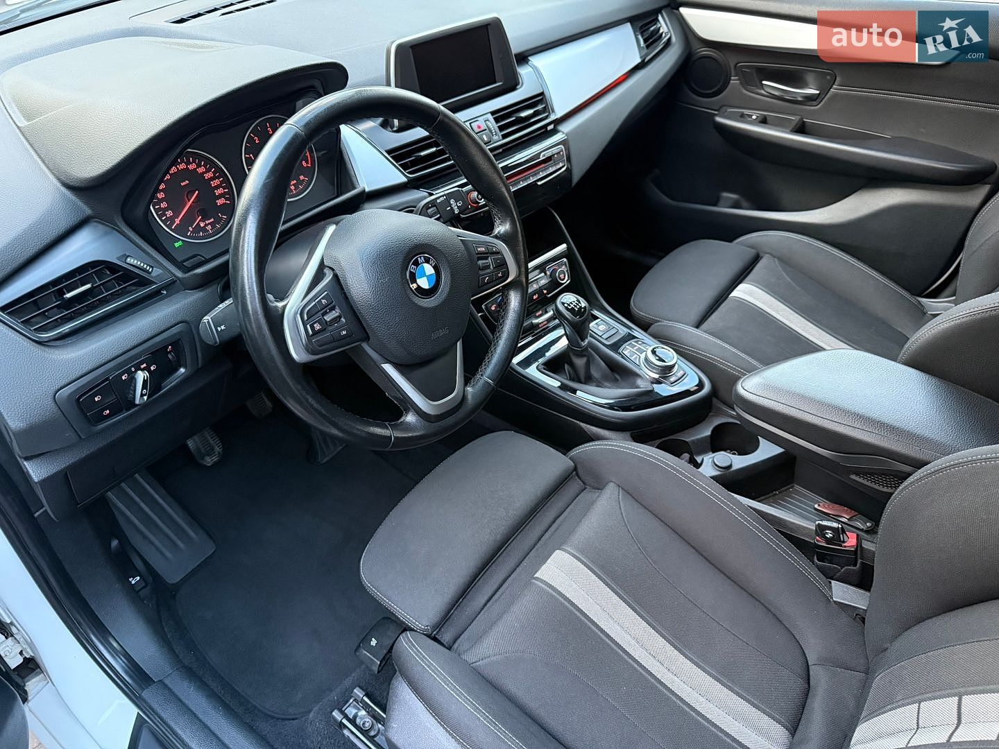 BMW 2 Series Gran Tourer 2017 VIN WBA2E510605H13249 фото оголошення 14 з 17