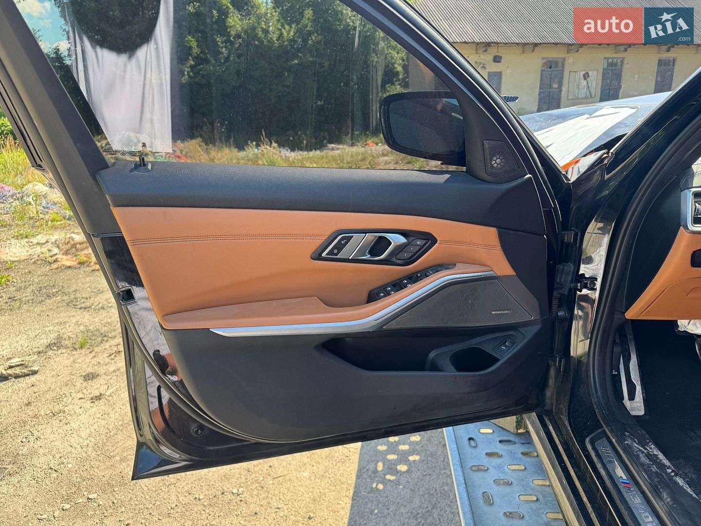 BMW 3 Series 2020 VIN WBA5U9C08LAF54492 фото оголошення 8 з 13