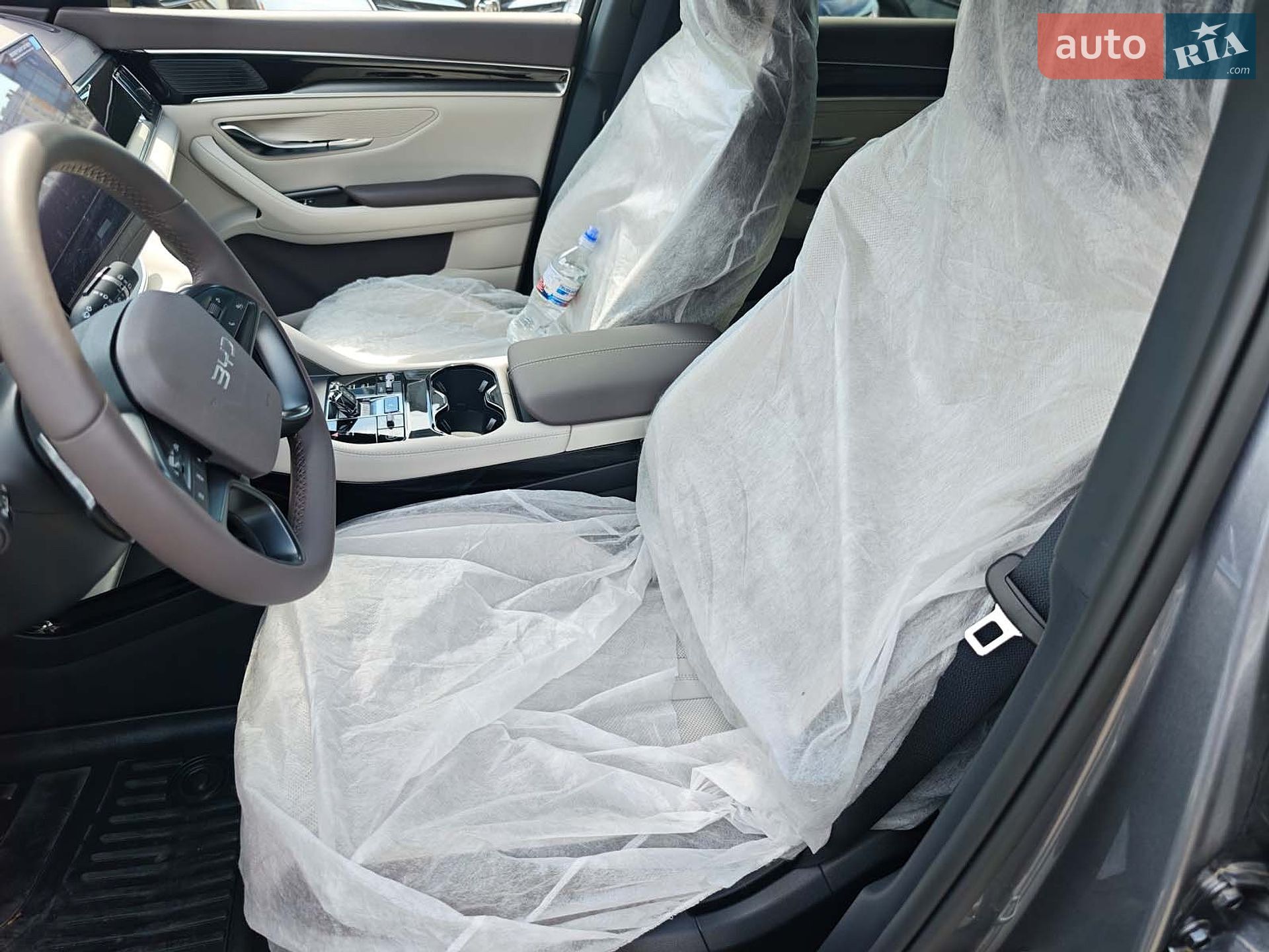 BYD Song Plus 2025 VIN LGXCE4CB7S0421528 фото оголошення 24 з 35