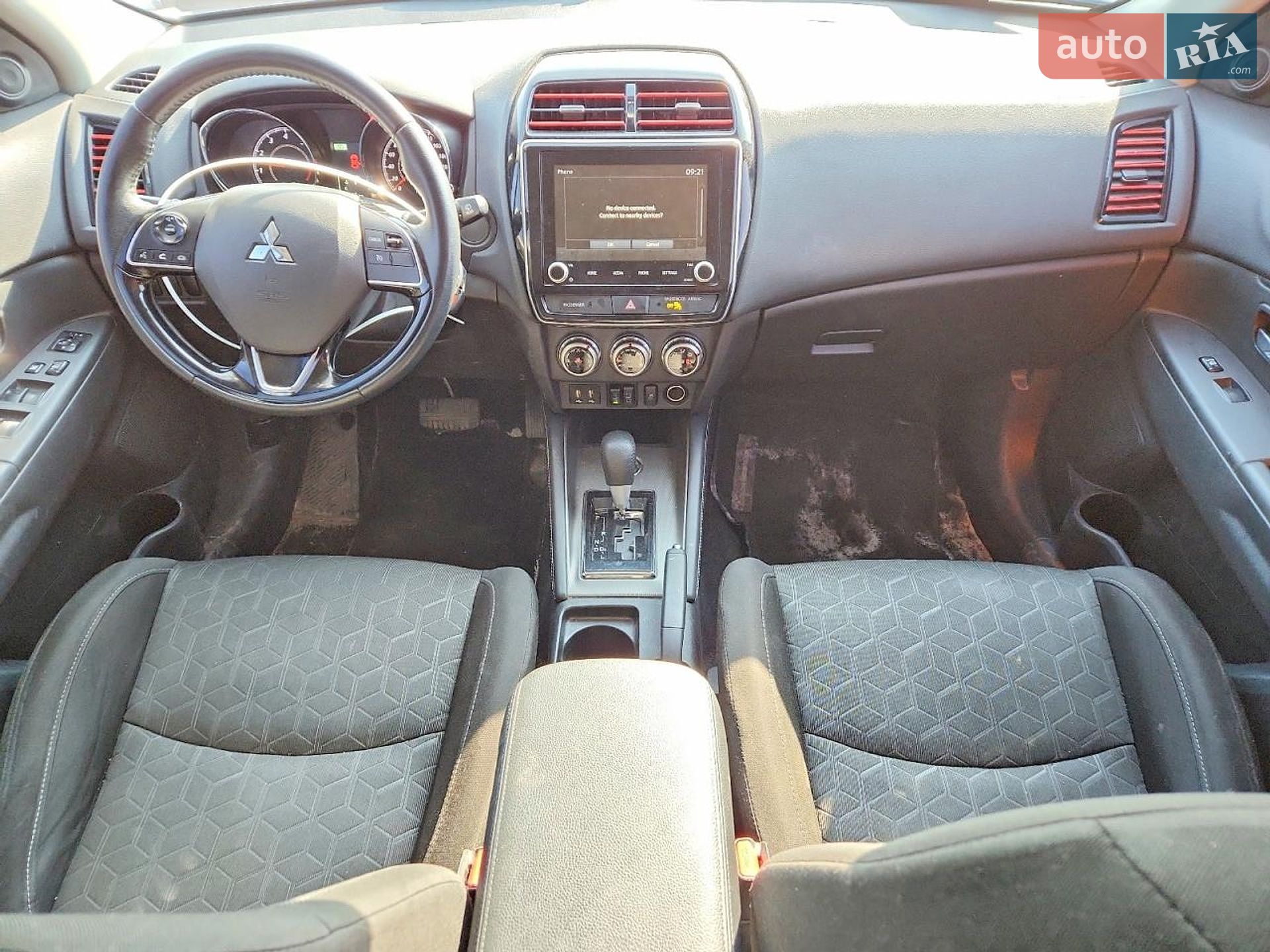 Mitsubishi RVR 2021 VIN JA4AJVAW8NU602396 фото оголошення 8 з 14