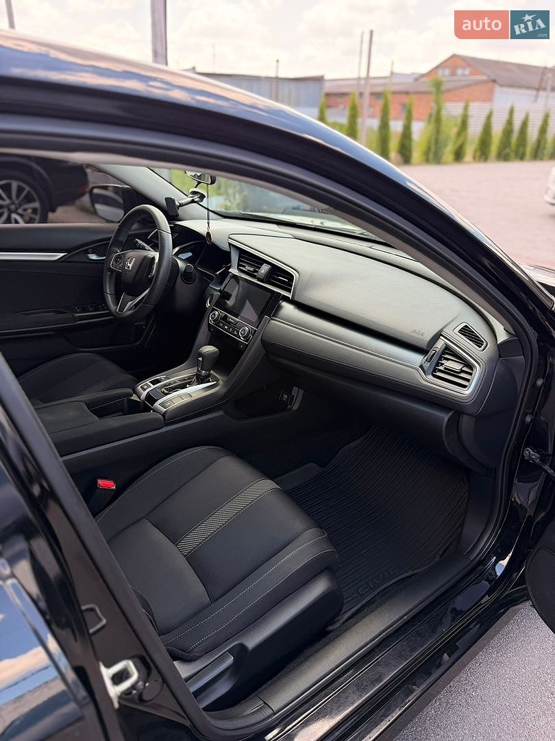 Honda Civic 2017 VIN 2HGFC2F83HH031827 фото оголошення 5 з 26