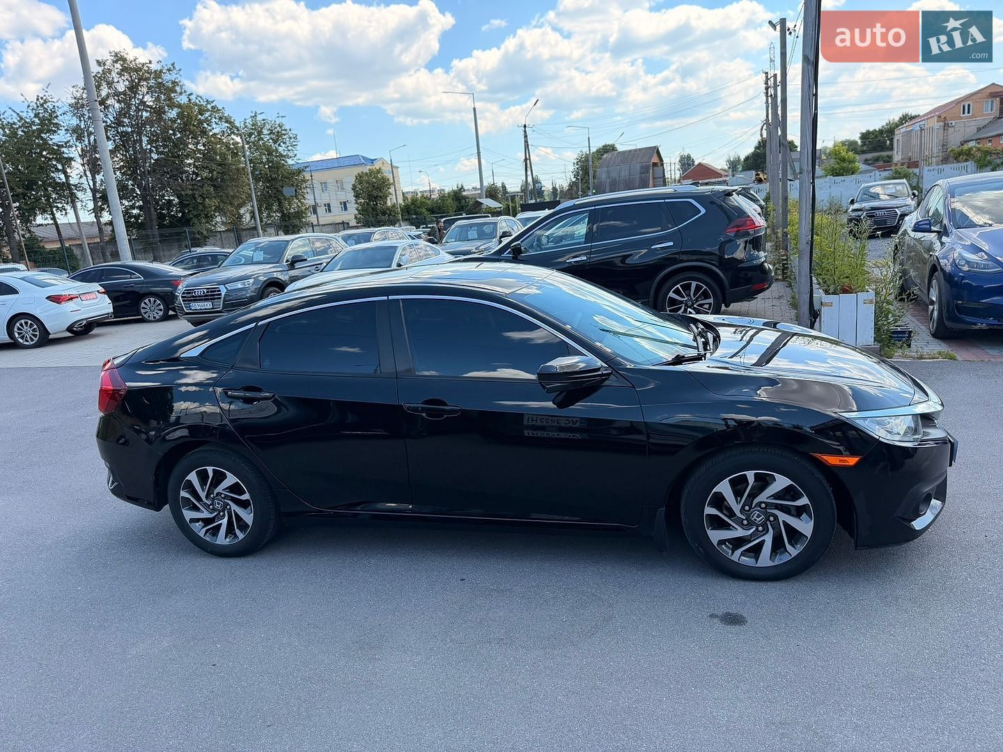 Honda Civic 2017 VIN 2HGFC2F83HH031827 фото оголошення 7 з 26