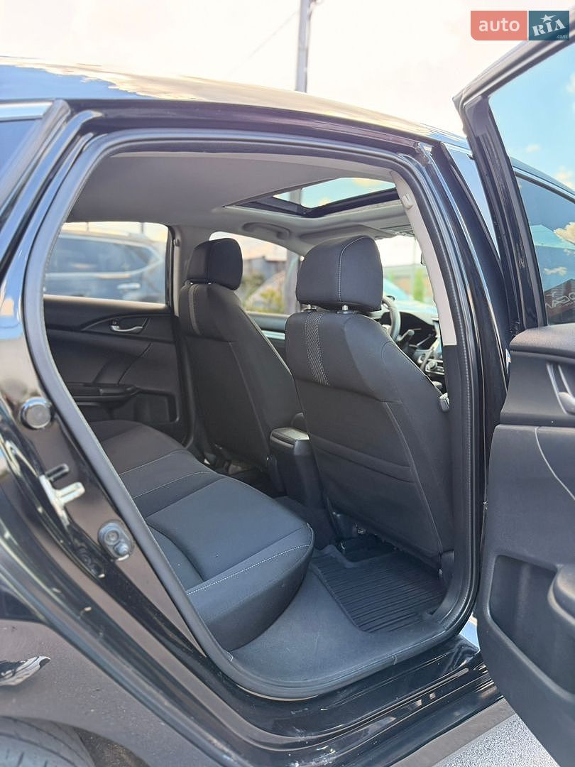 Honda Civic 2017 VIN 2HGFC2F83HH031827 фото оголошення 10 з 26