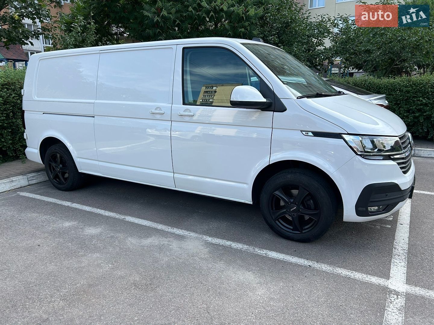 Volkswagen Transporter 2021 VIN WV1ZZZ7HZMH130014 фото оголошення 7 з 35