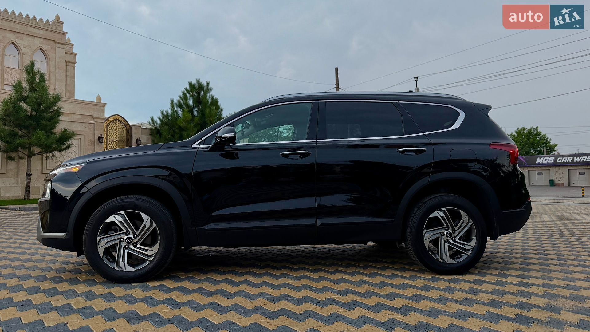 Hyundai Santa FE 2023 VIN 5NMS2DAJ3PH632373 фото оголошення 12 з 91
