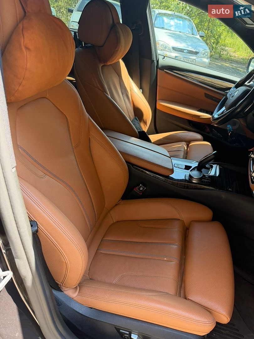 BMW 5 Series 2019 VIN WBAJA7C51KG911219 фото оголошення 17 з 17