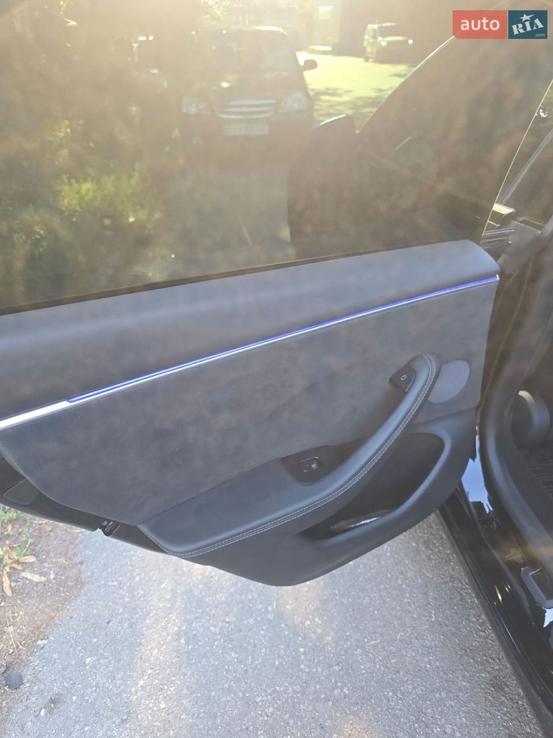 Tesla Model 3 2024 VIN 5YJ3E1EA5RF733276 фото оголошення 10 з 26