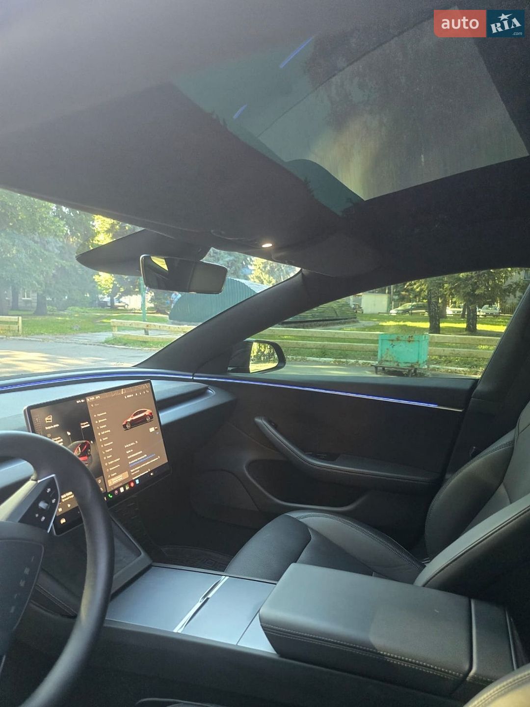 Tesla Model 3 2024 VIN 5YJ3E1EA5RF733276 фото оголошення 19 з 26