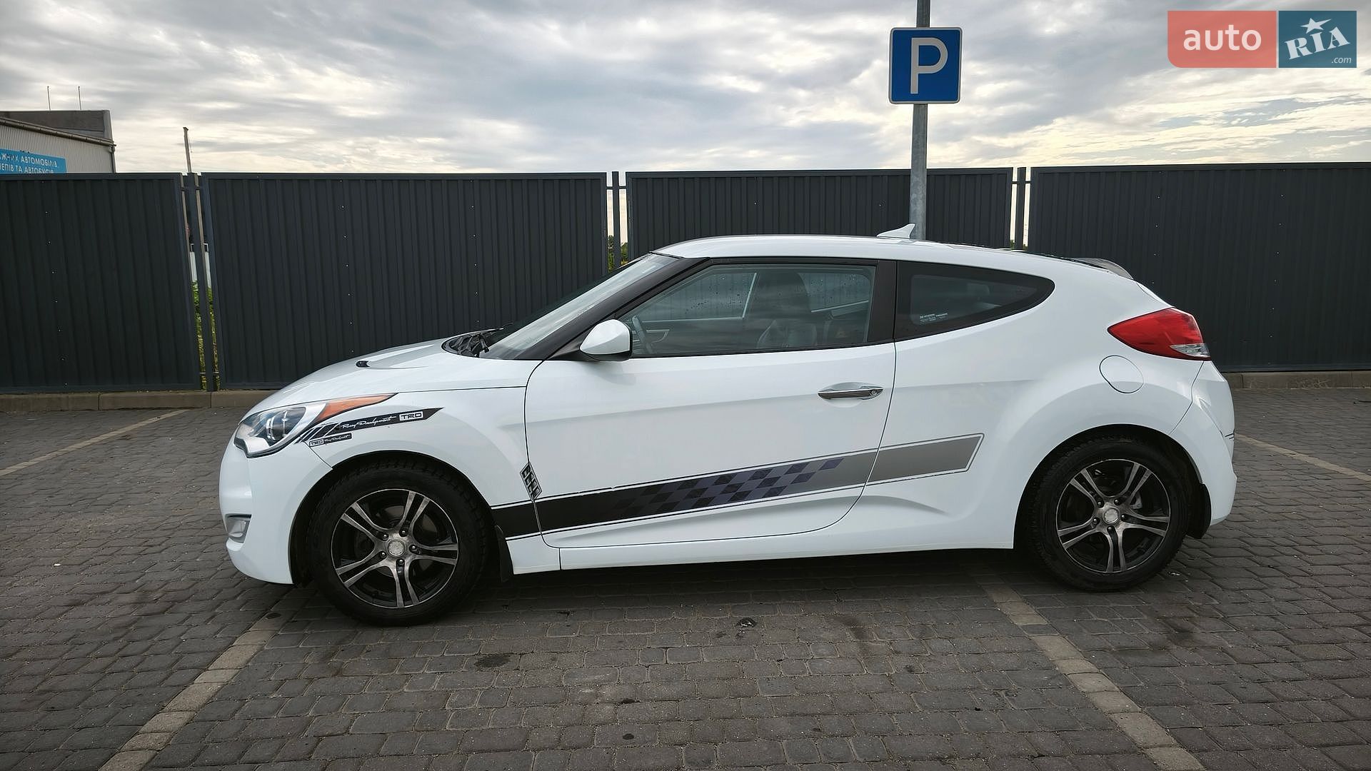 Hyundai Veloster 2014 VIN KMHTC6AD3EU212847 фото оголошення 3 з 22