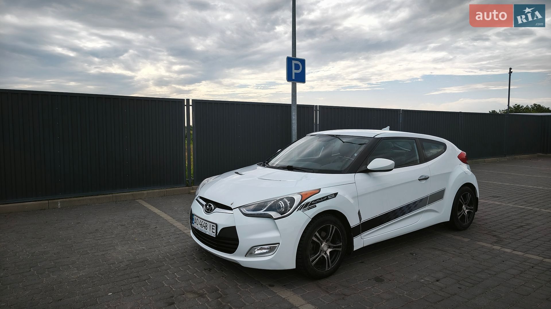Hyundai Veloster 2014 VIN KMHTC6AD3EU212847 фото оголошення 4 з 22