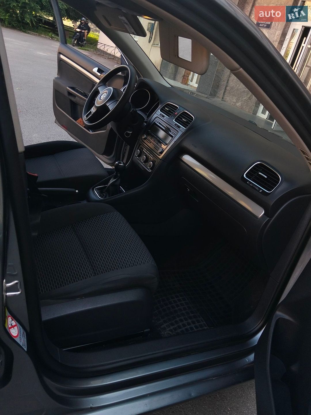 Volkswagen Golf 2011 VIN WVWZZZ1KZBM720785 фото оголошення 34 з 44