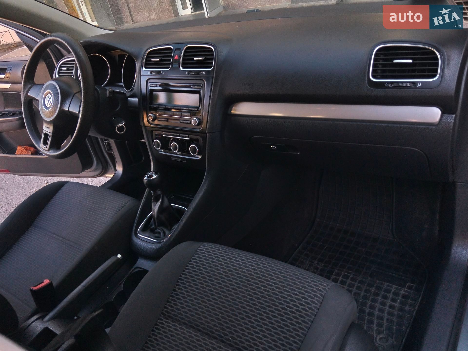 Volkswagen Golf 2011 VIN WVWZZZ1KZBM720785 фото оголошення 36 з 44