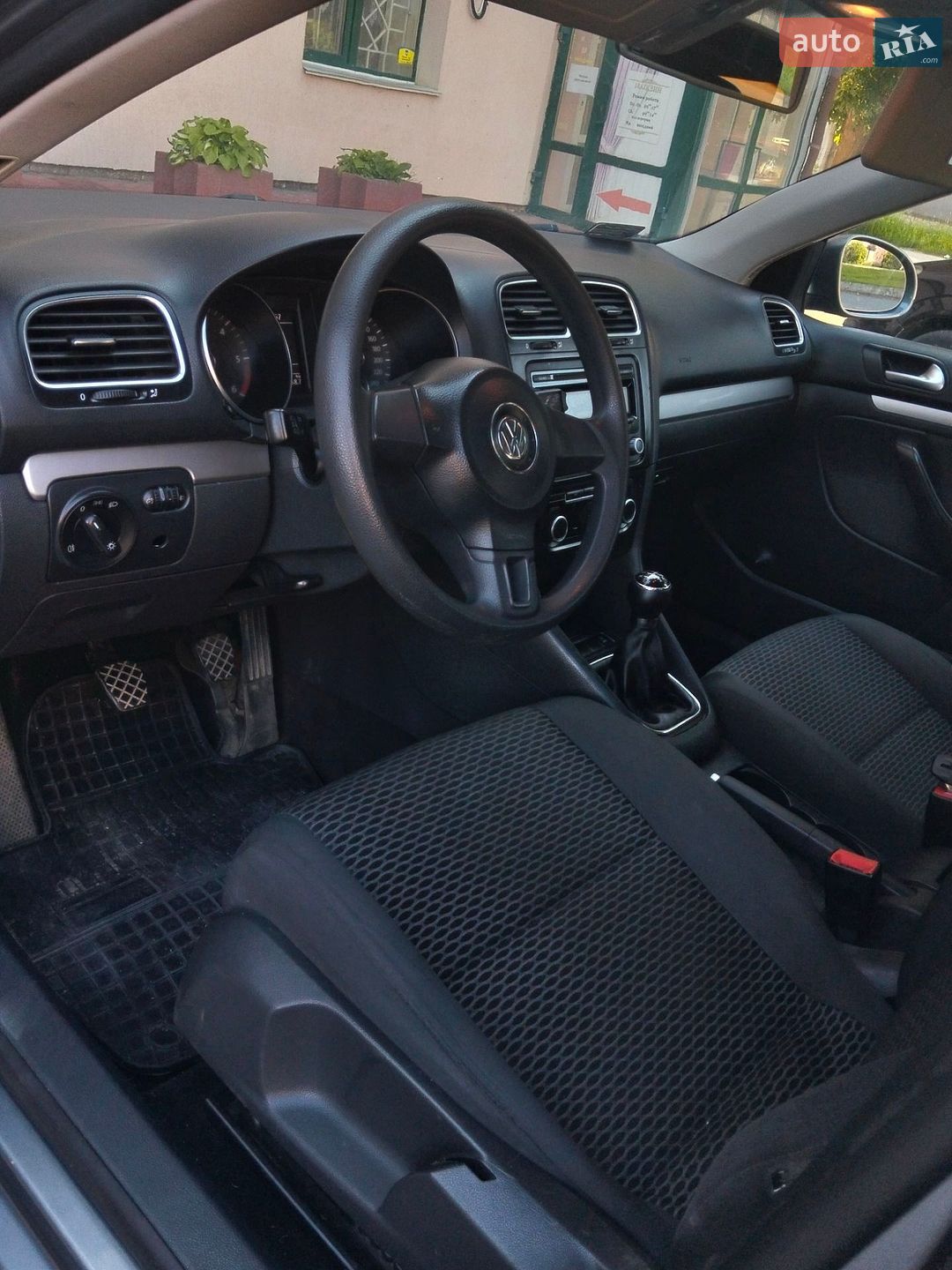 Volkswagen Golf 2011 VIN WVWZZZ1KZBM720785 фото оголошення 39 з 44