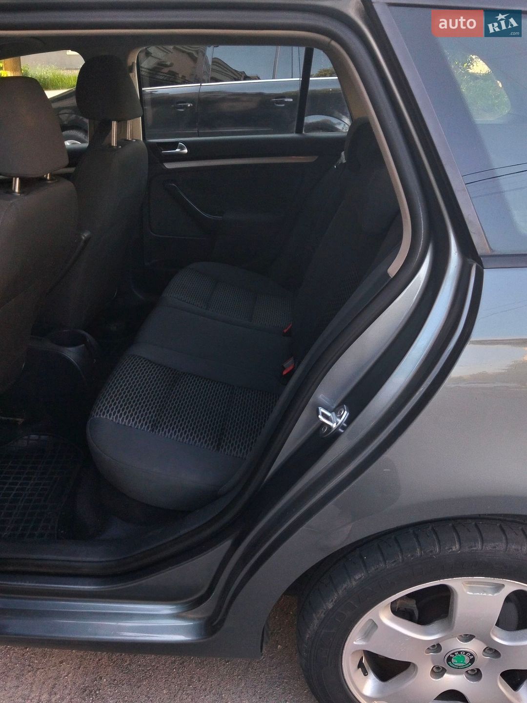 Volkswagen Golf 2011 VIN WVWZZZ1KZBM720785 фото оголошення 40 з 44