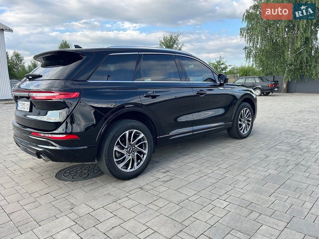 Lincoln Corsair 2022 VIN 5LMCJ1C9XNUL20932 фото оголошення 4 з 12