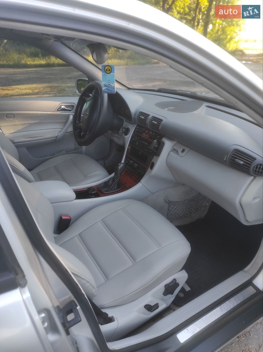 Mercedes-Benz C-Class 2000 VIN WDB2030351A102528 фото оголошення 3 з 5