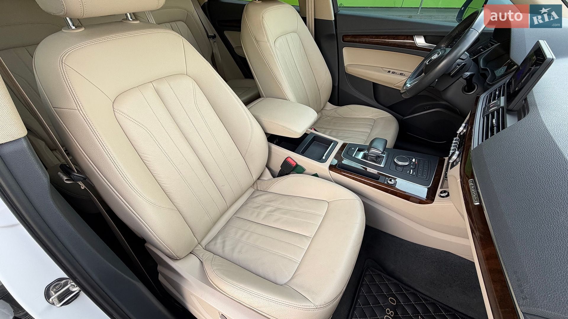 Audi Q5 2017 VIN WA1ANAFY3J2004763 фото оголошення 25 з 40