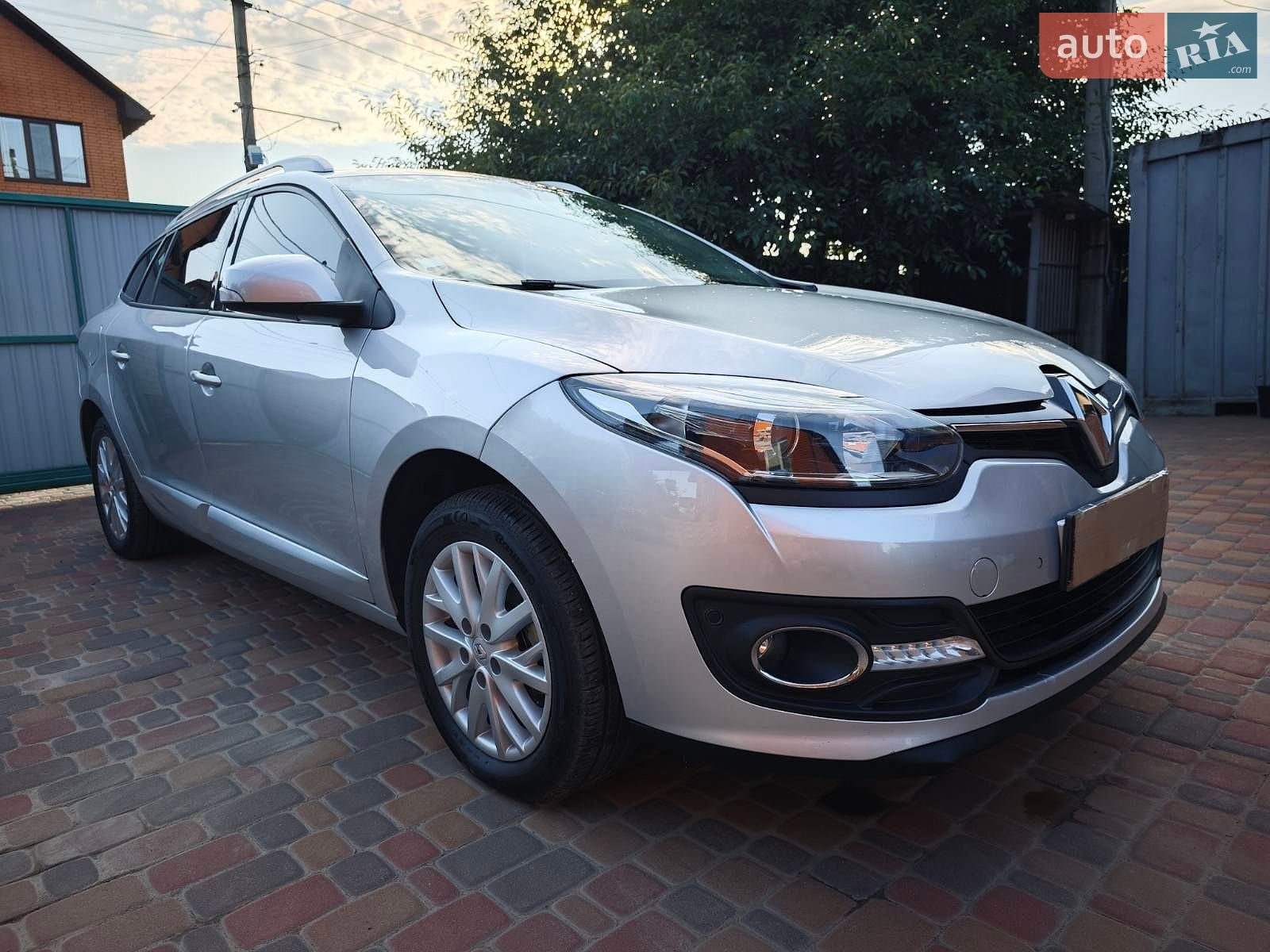Renault Megane 2014 VIN VF1KZ140650116331 фото оголошення 3 з 20