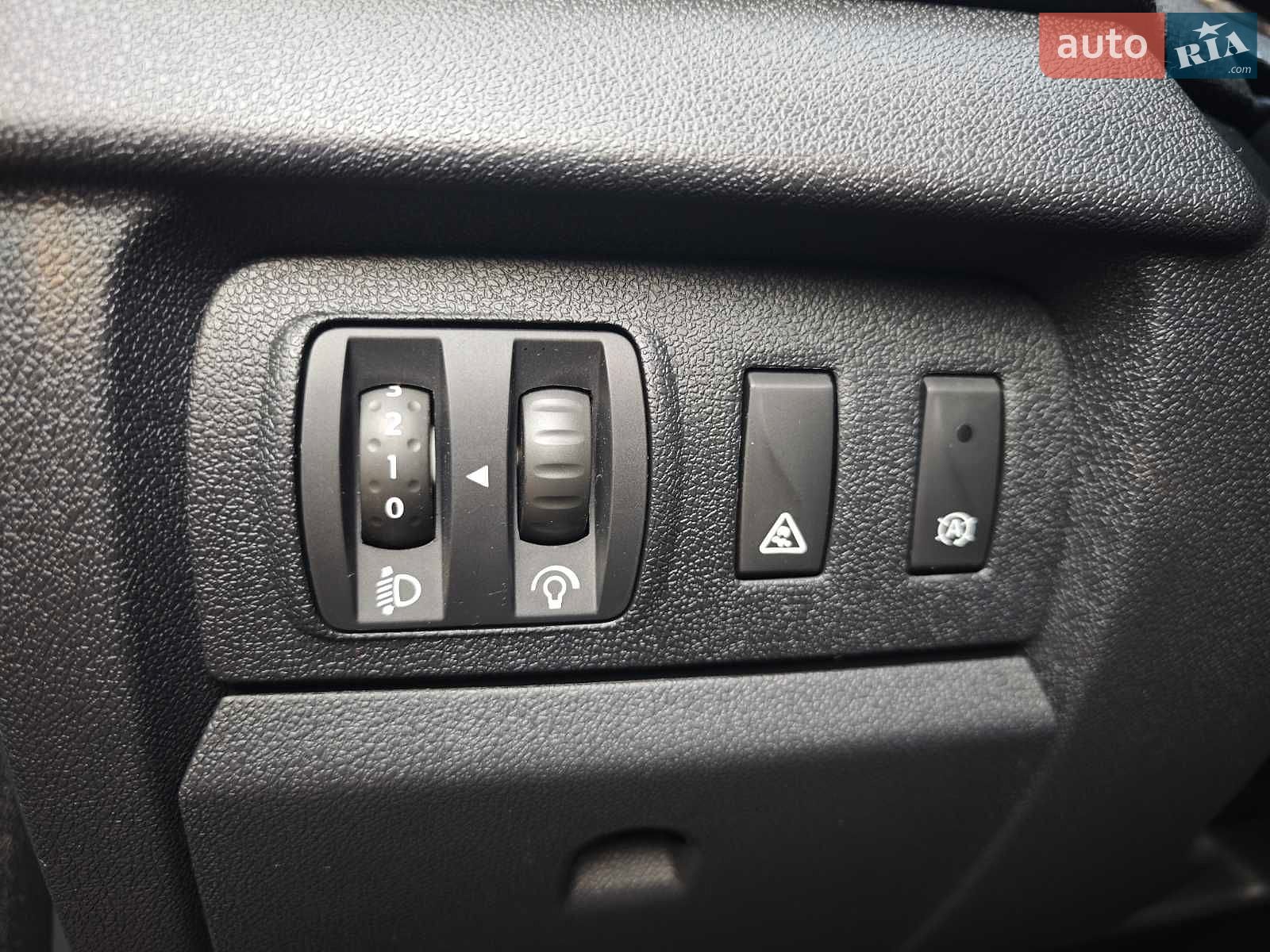Renault Megane 2014 VIN VF1KZ140650116331 фото оголошення 17 з 20