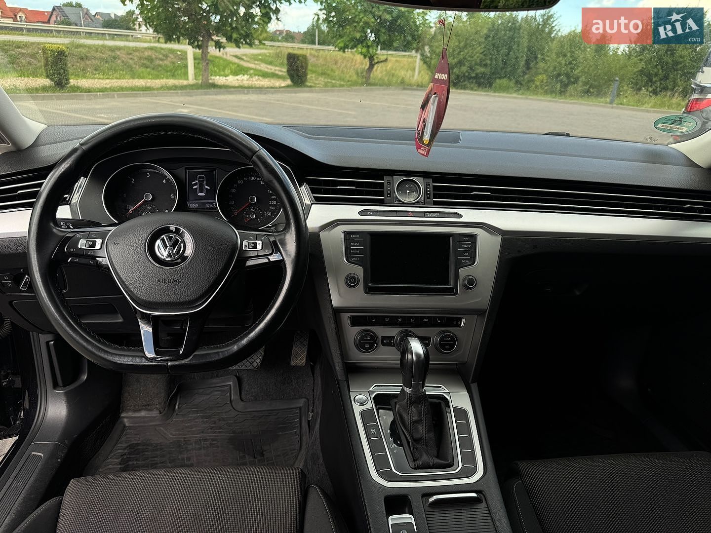 Volkswagen Passat 2015 VIN WVWZZZ3CZGE036123 фото оголошення 8 з 22