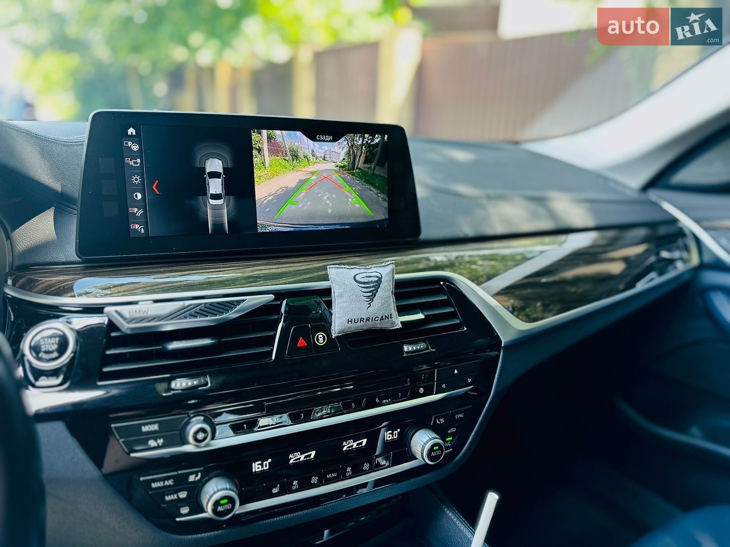 BMW 5 Series 2017 VIN WBAJD11040G884588 фото оголошення 16 з 17