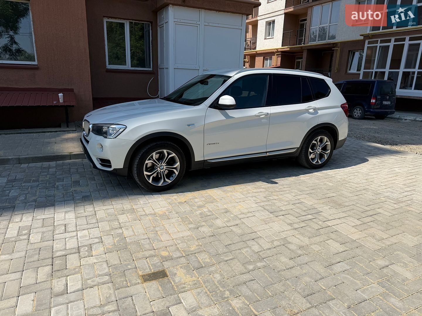 BMW X3 2015 VIN WBAWZ510000L16670 фото оголошення 3 з 10