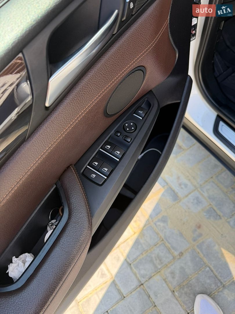 BMW X3 2015 VIN WBAWZ510000L16670 фото оголошення 8 з 10