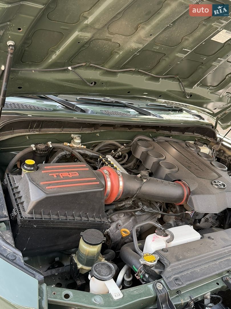 Toyota FJ Cruiser 2011 VIN JTEBU4BF8BK106009 фото оголошення 12 з 17