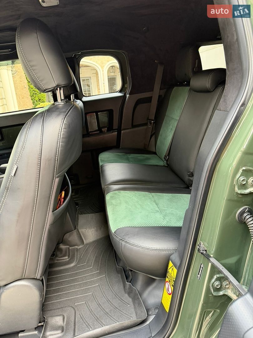 Toyota FJ Cruiser 2011 VIN JTEBU4BF8BK106009 фото оголошення 16 з 17