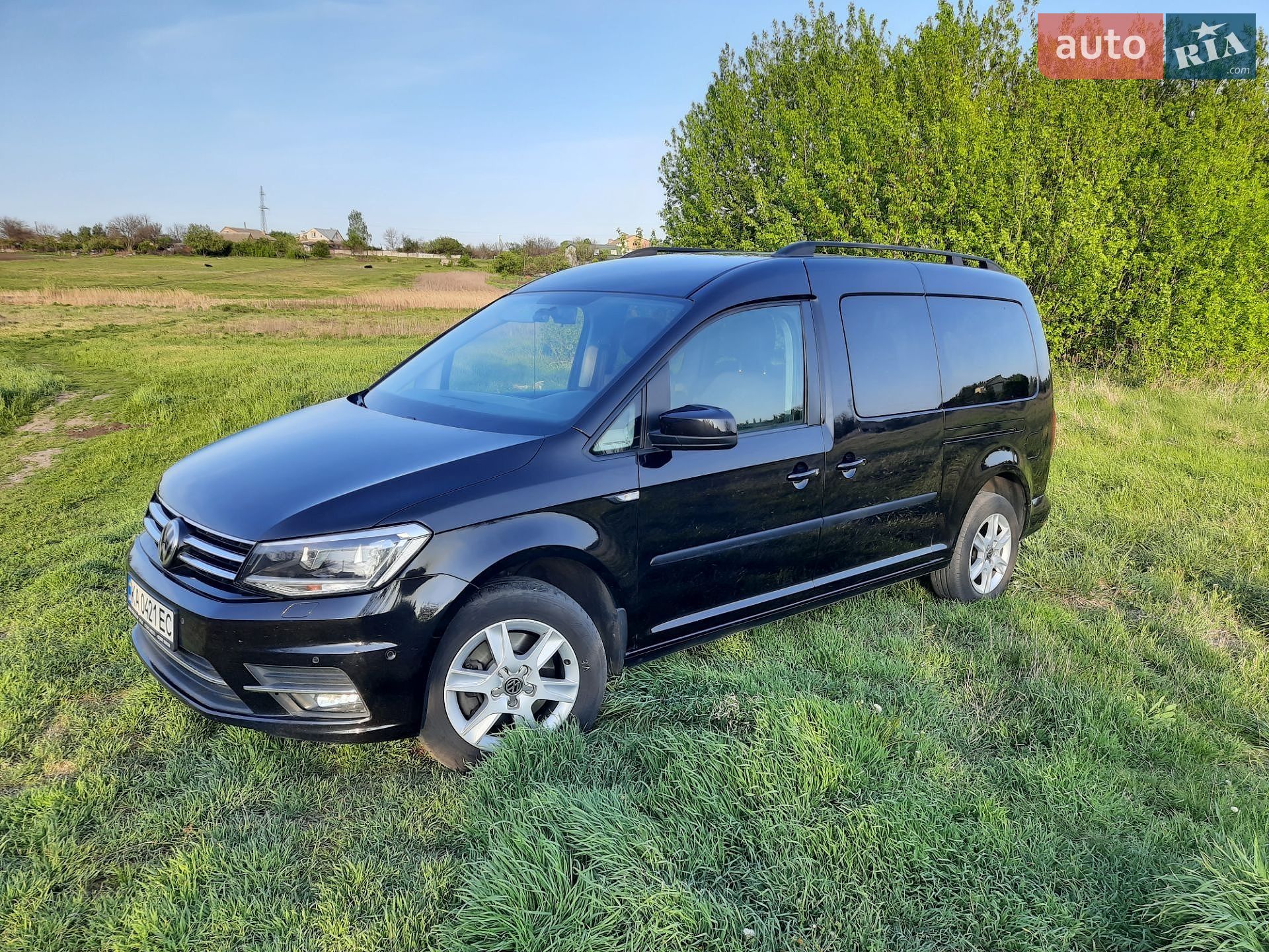 Volkswagen Caddy 2017 VIN WV2ZZZ2KZHX017920 фото оголошення 2 з 10