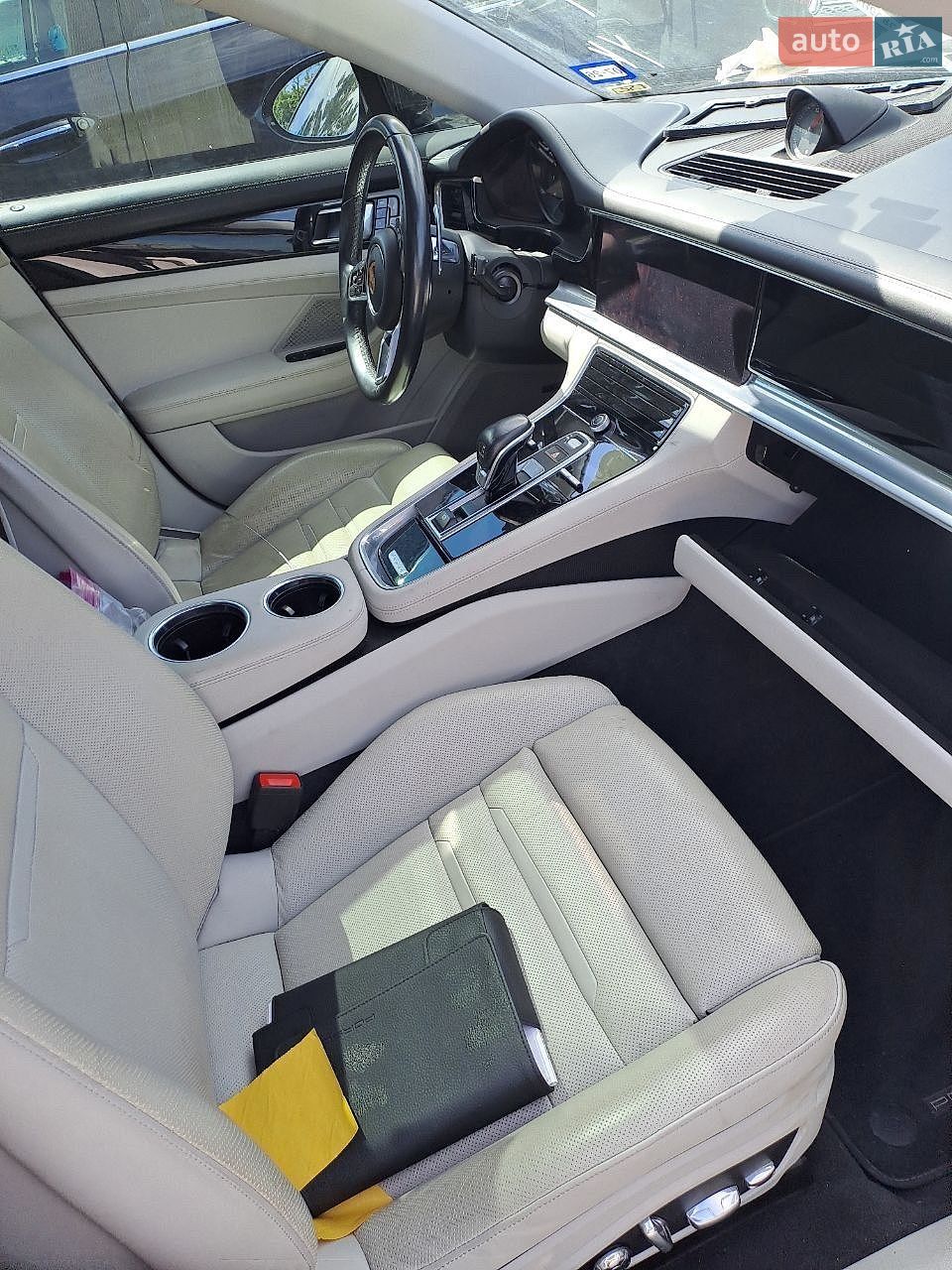 Porsche Panamera 2018 VIN WP0AA2A79JL110392 фото оголошення 14 з 17
