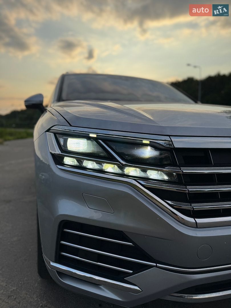 Volkswagen Touareg 2018 VIN WVGZZZCRZJD001594 фото оголошення 20 з 53