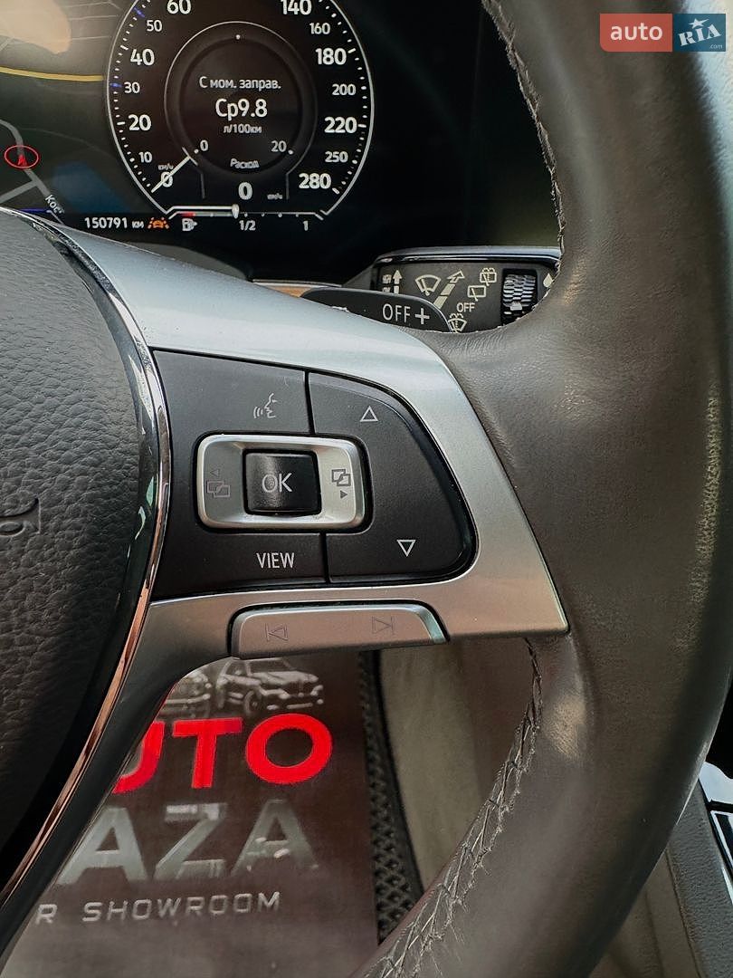 Volkswagen Touareg 2018 VIN WVGZZZCRZJD001594 фото оголошення 48 з 53