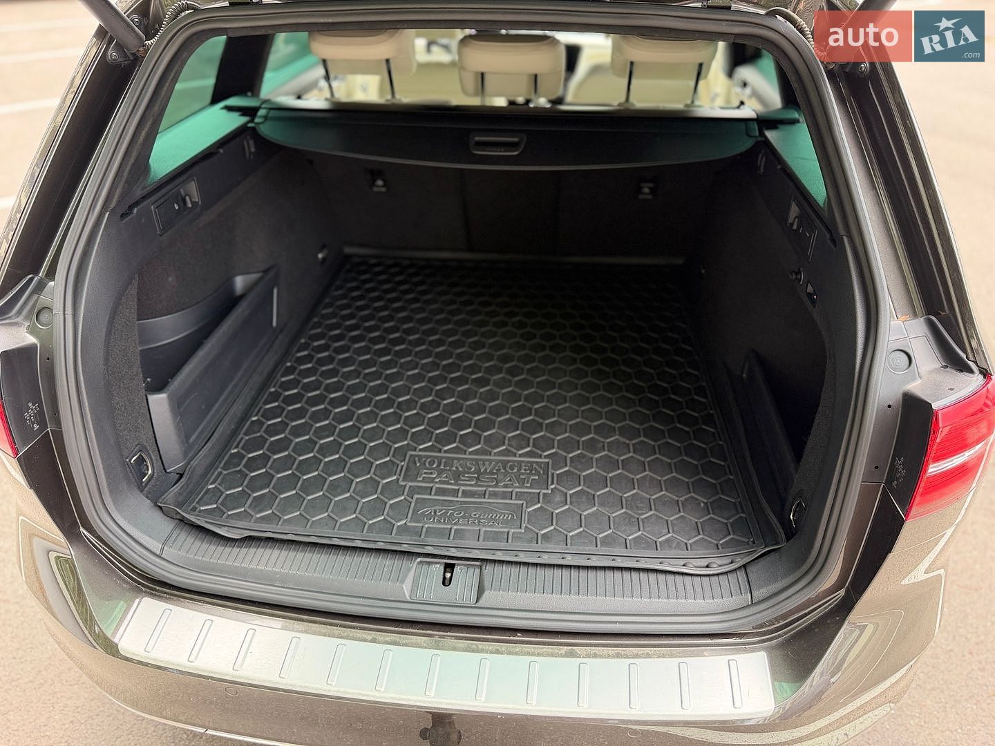 Volkswagen Passat 2015 VIN WVWZZZ3CZFE463788 фото оголошення 13 з 25