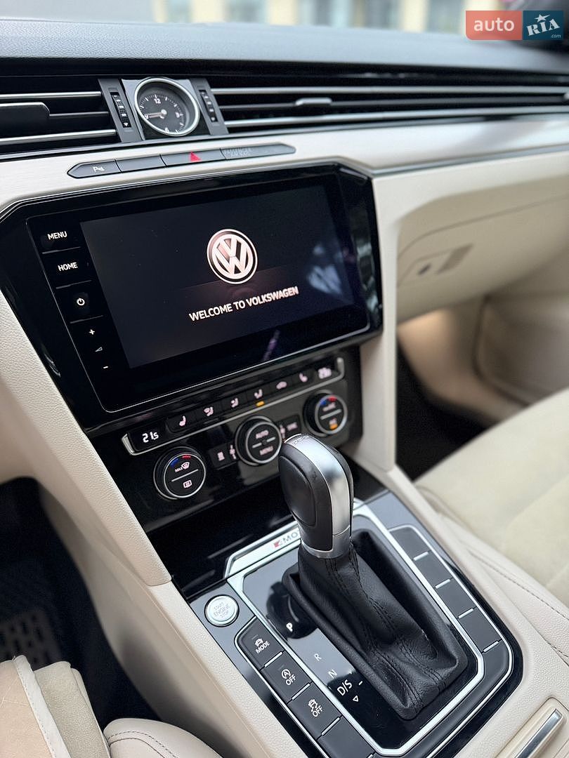 Volkswagen Passat 2015 VIN WVWZZZ3CZFE463788 фото оголошення 18 з 25