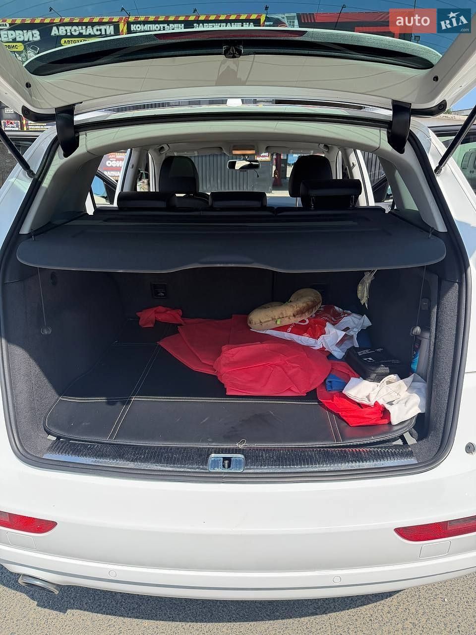 Audi Q5 2015 VIN WAUZZZ8R5FA100230 фото оголошення 2 з 9