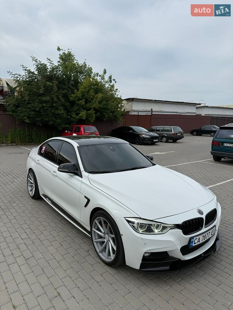 BMW 3 Series 2015 VIN WBA8E3C57GK501525 фото оголошення 18 з 36